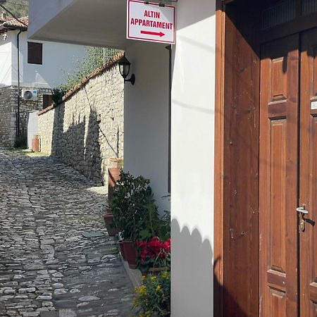 Apartment Altin In Old Town Берат Екстериор снимка
